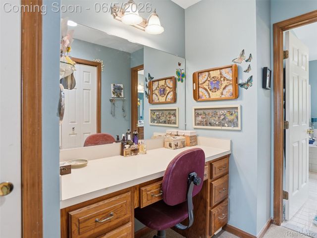 42447 Sheridan Drive, Clinton Charter Township, MI 48038