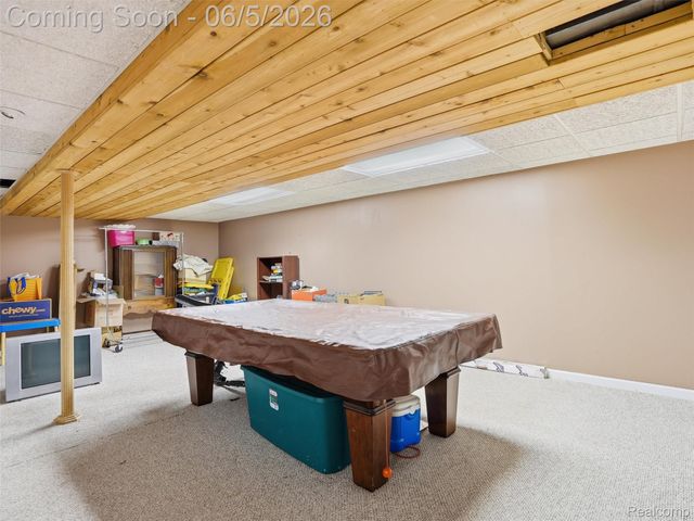 42447 Sheridan Drive, Clinton Charter Township, MI 48038