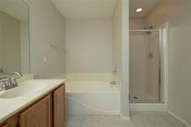 7208 Stonegate Drive, Benbrook, TX 76126