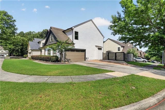 1666 Stoney Chase Drive, Lawrenceville, GA 30044