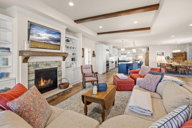 5179 Mira Way W, West Fargo, ND 58078