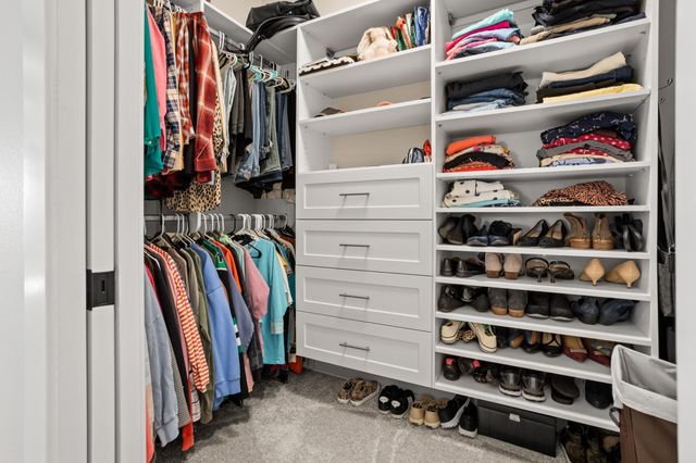 5179 Mira Way W, West Fargo, ND 58078