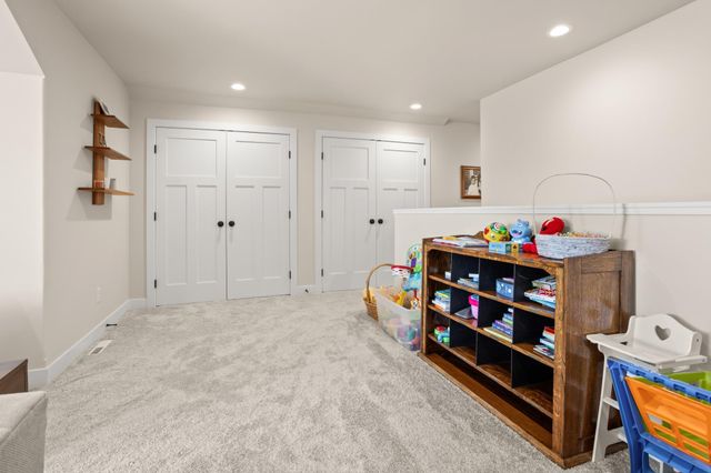 5179 Mira Way W, West Fargo, ND 58078