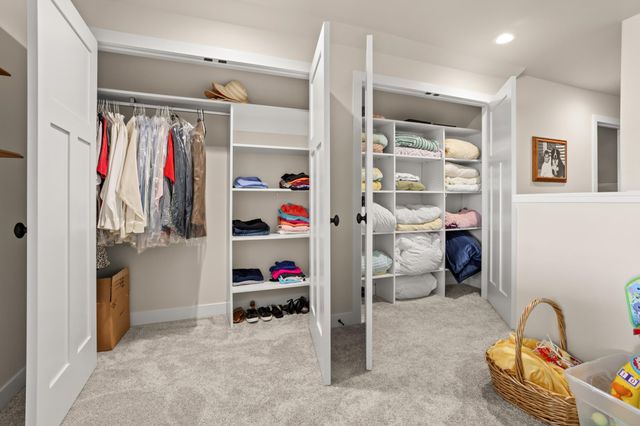 5179 Mira Way W, West Fargo, ND 58078