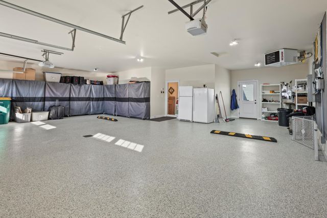 5179 Mira Way W, West Fargo, ND 58078