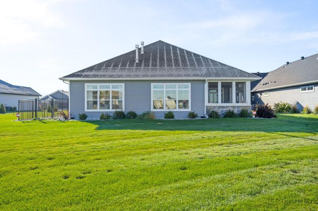 5179 Mira Way W, West Fargo, ND 58078