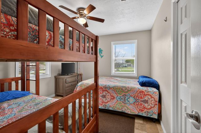 1941 Bayview Drive, Palacios, TX 77465