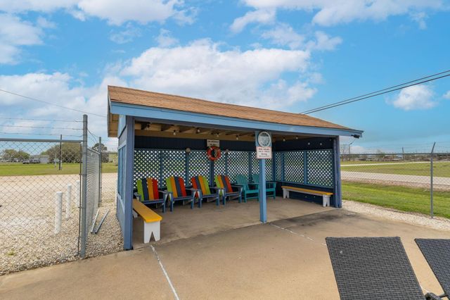 1941 Bayview Drive, Palacios, TX 77465