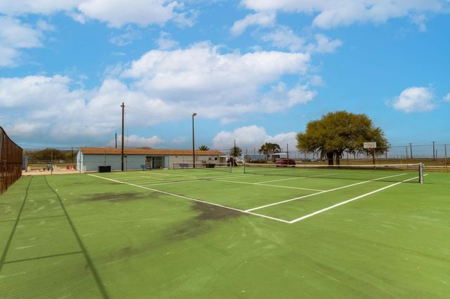 1941 Bayview Drive, Palacios, TX 77465