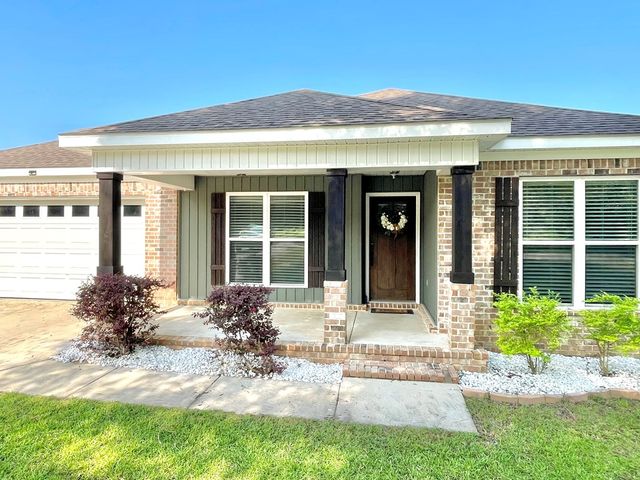 1320 Middleton Road, Dothan, AL 36301