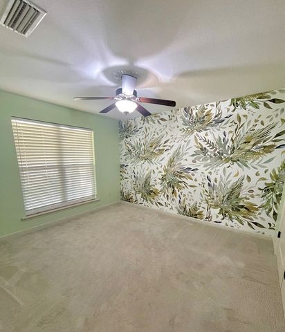 1320 Middleton Road, Dothan, AL 36301