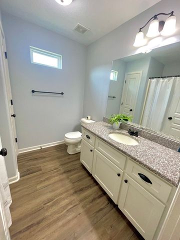 1320 Middleton Road, Dothan, AL 36301