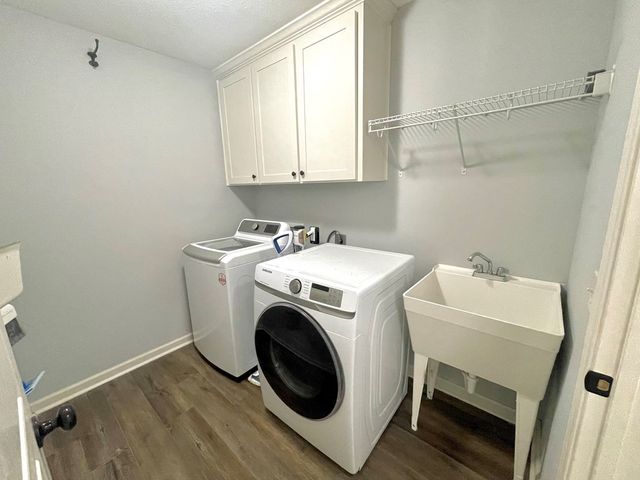 1320 Middleton Road, Dothan, AL 36301