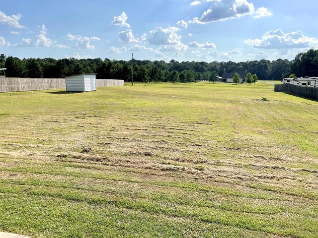 1320 Middleton Road, Dothan, AL 36301