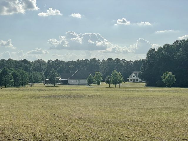 1320 Middleton Road, Dothan, AL 36301