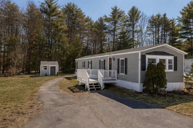 7 Lynn Lane, Rochester, NH 03867