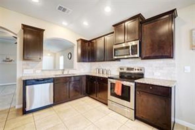 18320 CUYAHOGA DR, Pflugerville, TX 78660