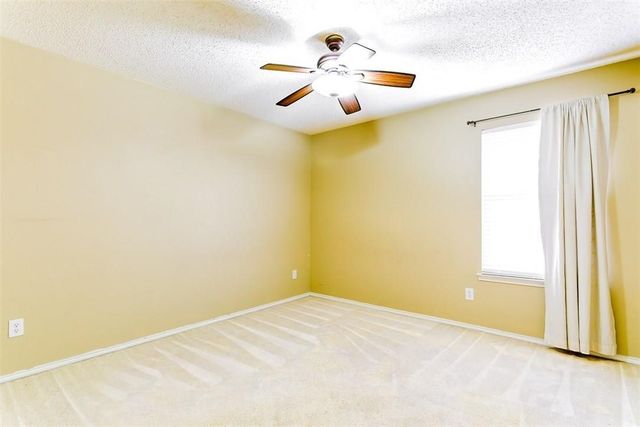 9904 Nixon Drive, Mckinney, TX 75072