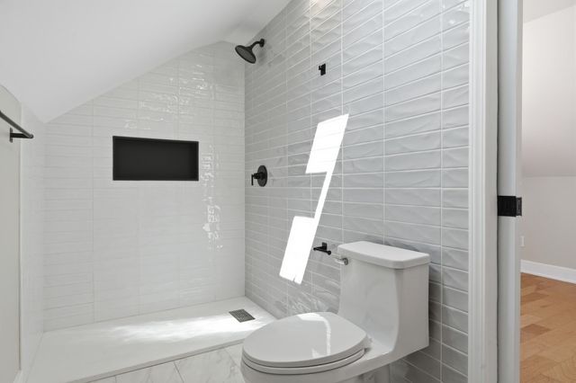 14 EAST 52ND ST, Bayonne, NJ 07002