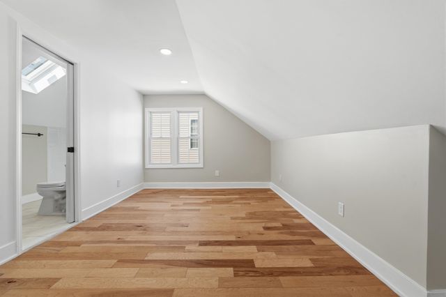 14 EAST 52ND ST, Bayonne, NJ 07002