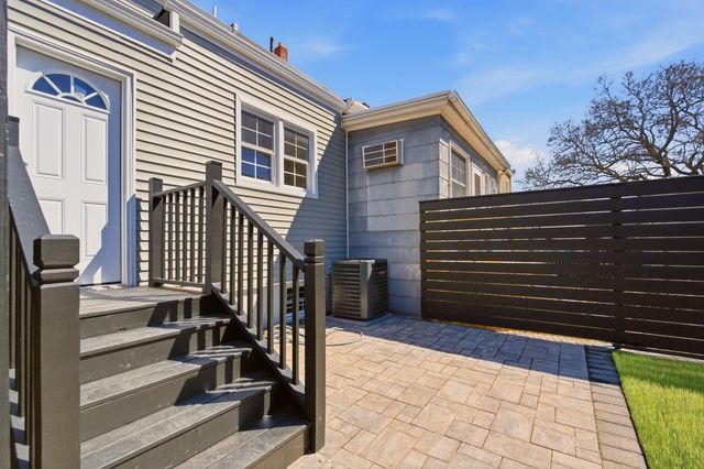 14 EAST 52ND ST, Bayonne, NJ 07002