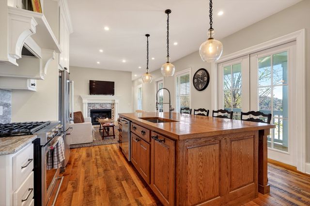 551 Askin Ln, Baxter, TN 38544