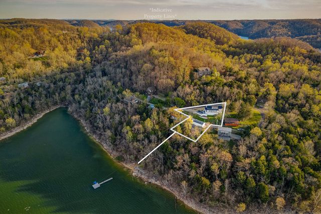 551 Askin Ln, Baxter, TN 38544