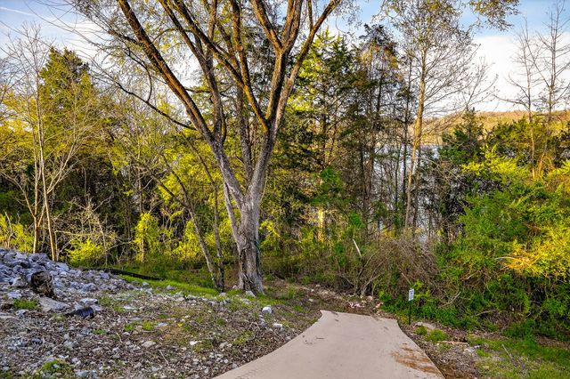 551 Askin Ln, Baxter, TN 38544