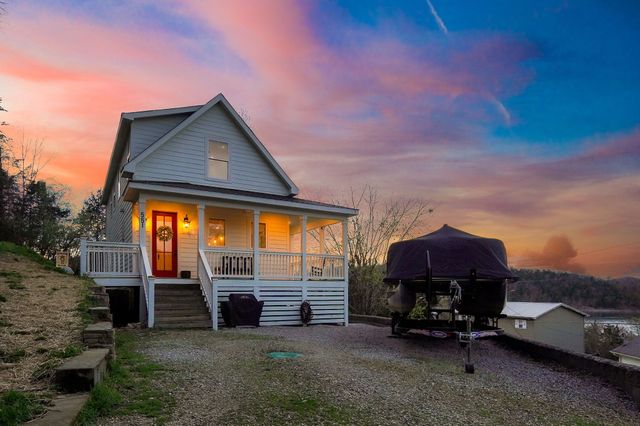 551 Askin Ln, Baxter, TN 38544