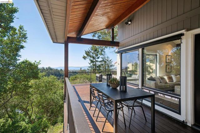 101 Taurus Ave, Oakland, CA 94611