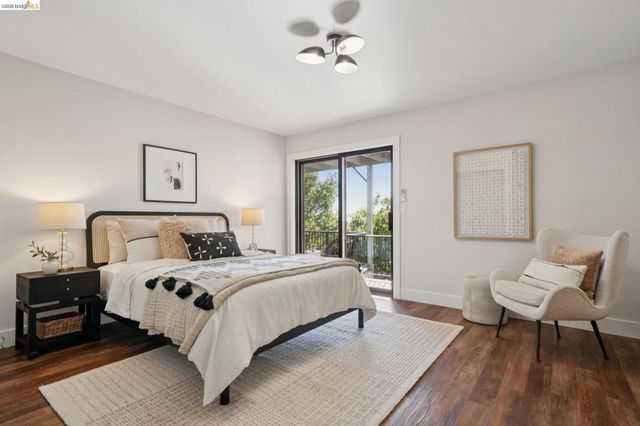 101 Taurus Ave, Oakland, CA 94611