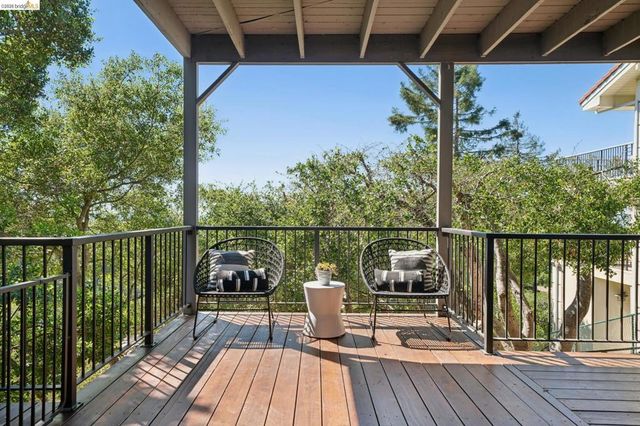 101 Taurus Ave, Oakland, CA 94611