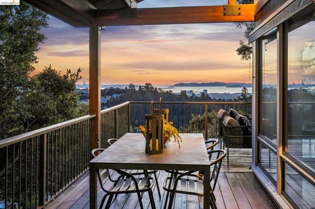 101 Taurus Ave, Oakland, CA 94611