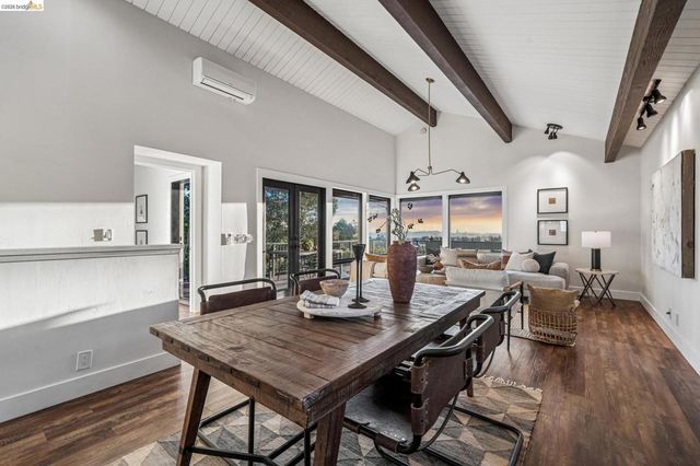 101 Taurus Ave, Oakland, CA 94611