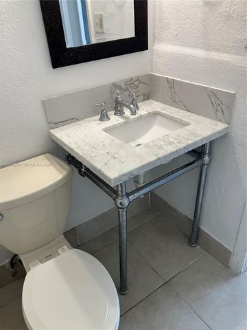 5730 SW 37th St 0, Davie, FL 33314