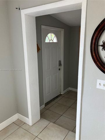 5730 SW 37th St 0, Davie, FL 33314