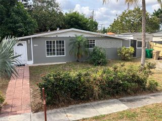 5730 SW 37th St 0, Davie, FL 33314