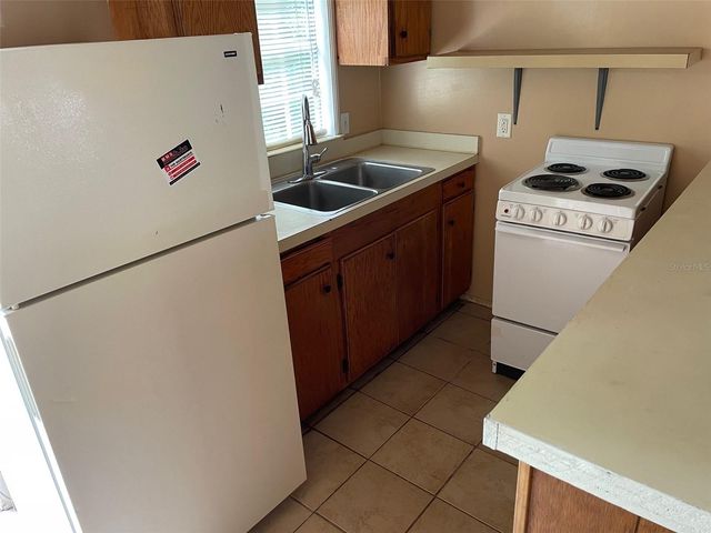1661 27TH AVENUE N, St Petersburg, FL 33713