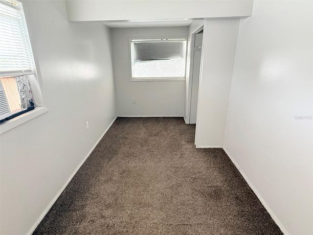1661 27TH AVENUE N, St Petersburg, FL 33713