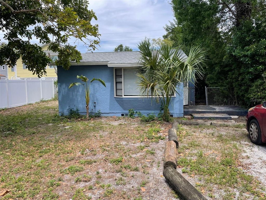 1661 27TH AVENUE N, St Petersburg, FL 33713