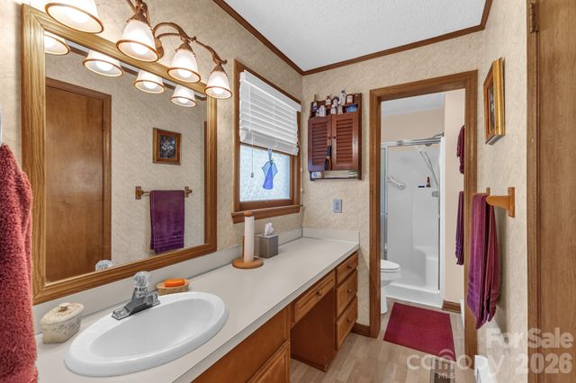 60 Pine View Road, Newland, NC 28657