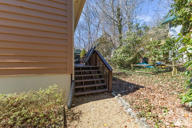 60 Pine View Road, Newland, NC 28657