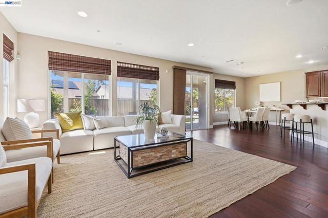 9 Tullach Pl, Hayward, CA 94542