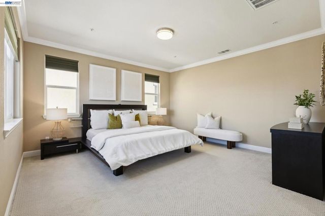 9 Tullach Pl, Hayward, CA 94542