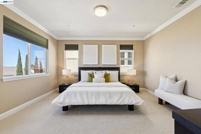 9 Tullach Pl, Hayward, CA 94542