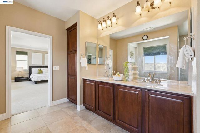 9 Tullach Pl, Hayward, CA 94542