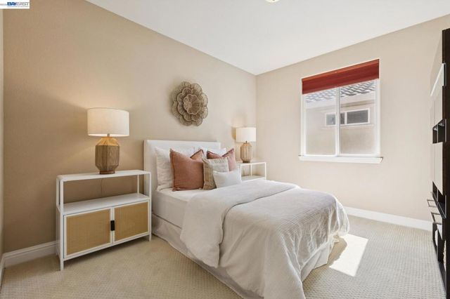 9 Tullach Pl, Hayward, CA 94542