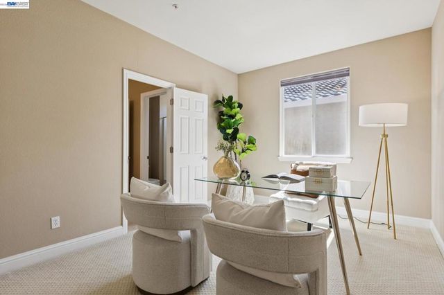 9 Tullach Pl, Hayward, CA 94542