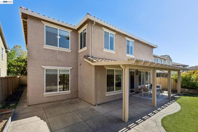 9 Tullach Pl, Hayward, CA 94542