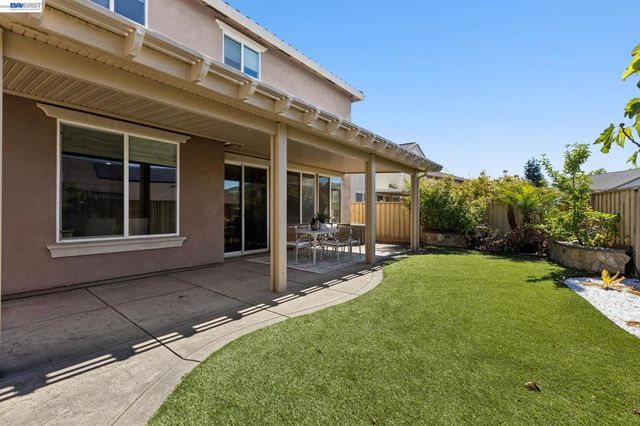 9 Tullach Pl, Hayward, CA 94542